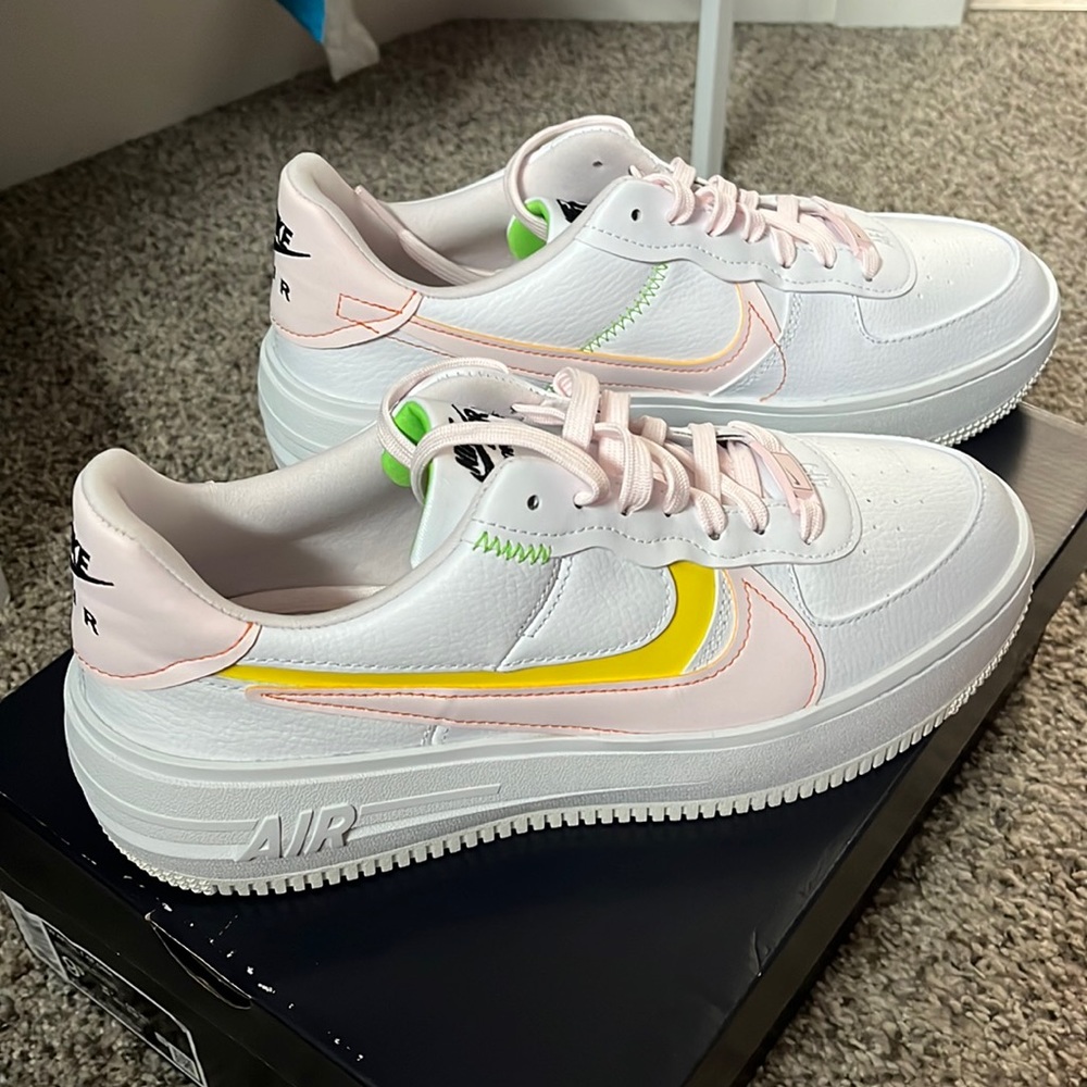 AF1